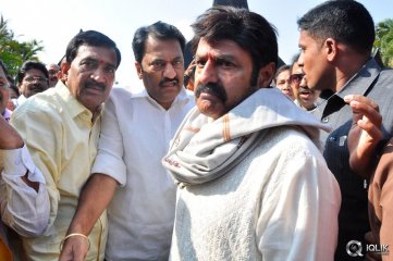 NTR Family Visit to NTR Ghat 2016